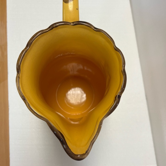 Yellow Pitcher - Picture 3 of 5